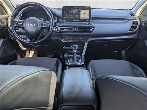 Used 2022 Kia Seltos S image 18