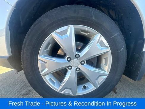 Used 2014 Subaru Forester 2.5i Premium w/ Popular Package #2 AWD/4WD image 9