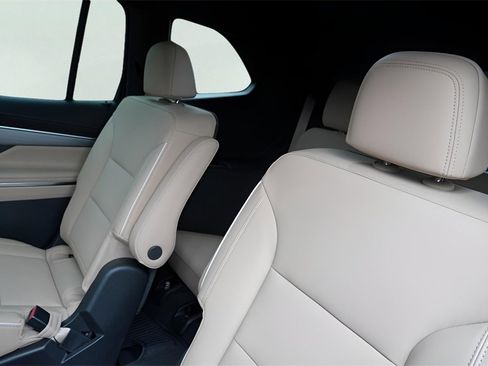 New 2026 Buick Enclave Preferred w/ Power Package image 31