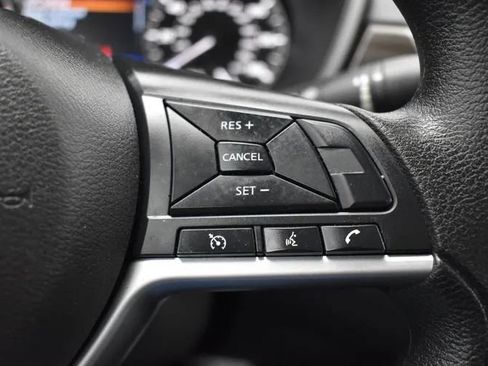 Used 2024 Nissan Altima 2.5 SV FWD image 22