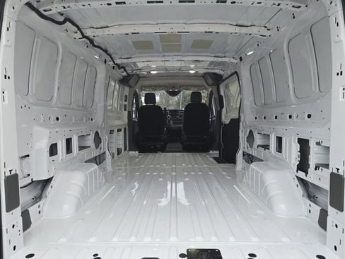 Used 2024 Ford Transit 250 Low Roof image 7