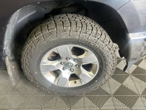 Used 2020 RAM 1500 Big Horn AWD/4WD image 40