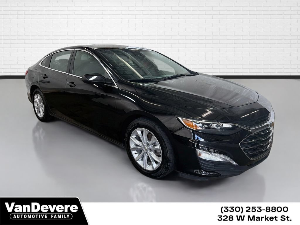 Used 2025 Chevrolet Malibu LT FWD image 1