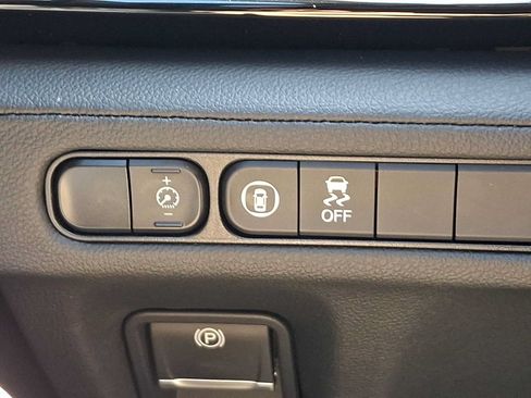 Used 2024 Acura MDX SH-AWD image 26