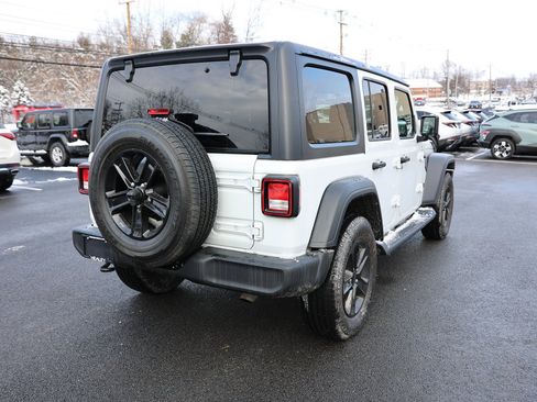Used 2021 Jeep Wrangler Unlimited Sport image 7