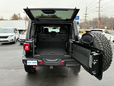 Used 2022 Jeep Wrangler Unlimited Rubicon w/ LED Lighting Group image 14