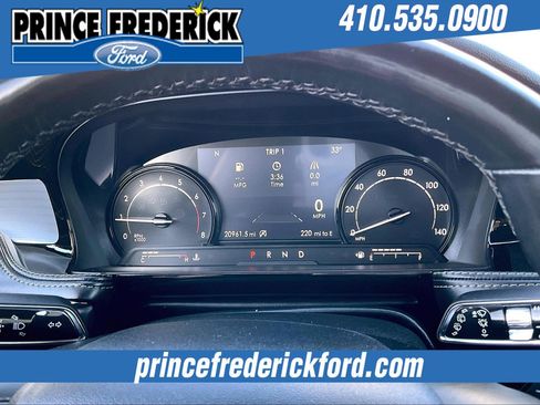 Used 2022 Lincoln Corsair AWD w/ Premium Package image 18