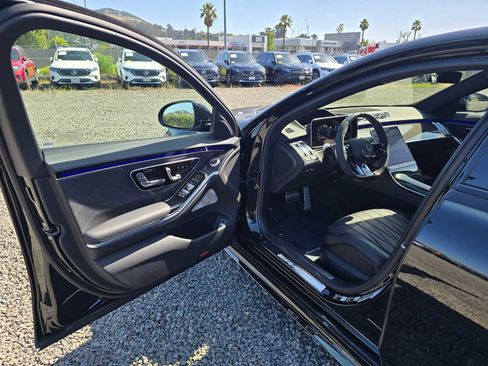 Used 2026 Mercedes-Benz S 63 AMG S image 21