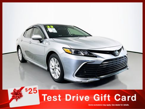 Used 2023 Toyota Camry LE image 1