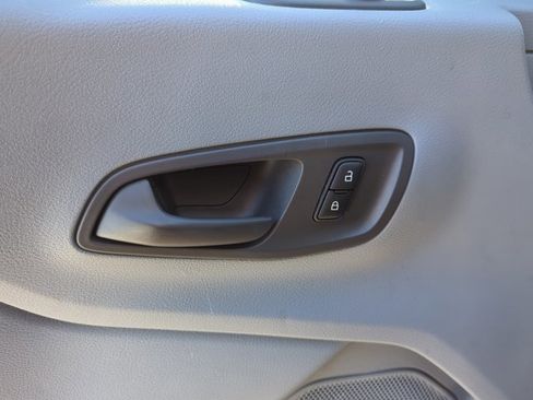 Used 2018 Ford Transit 250 148 High Roof image 8