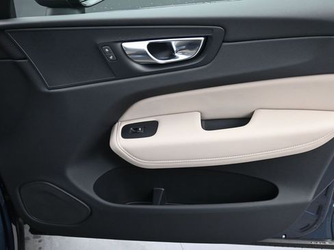 New 2026 Volvo XC60 B5 Plus w/ Protection Package Premier image 13