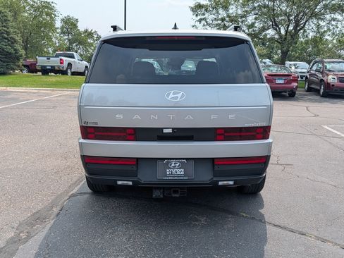 Used 2024 Hyundai Santa Fe SEL AWD/4WD image 4