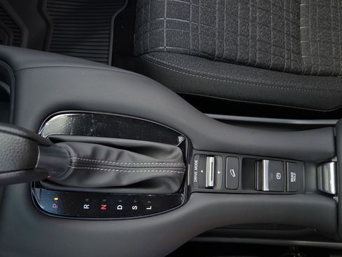 New 2026 Honda HR-V LX image 31