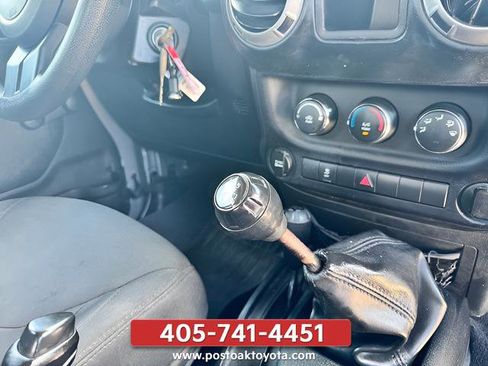 Used 2016 Jeep Wrangler Unlimited Sport AWD/4WD image 19