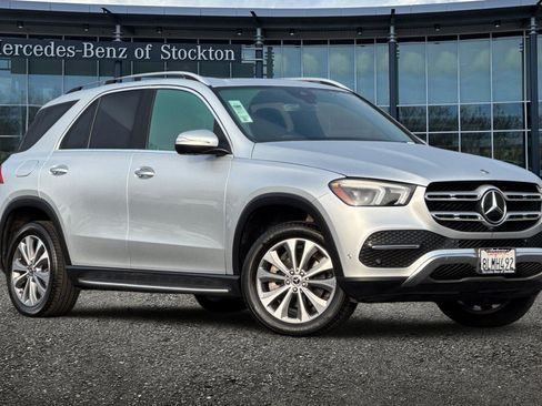 Certified 2020 Mercedes-Benz GLE 350 Silver w/ Premium Package image 2