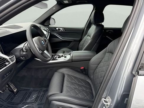 New 2026 BMW X5 xDrive50e w/ M Sport Package image 9