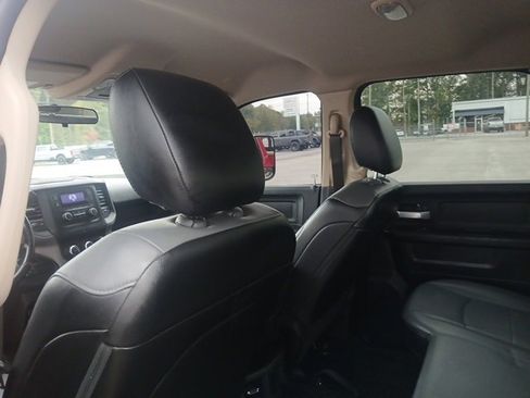 Used 2019 RAM 3500 Tradesman w/ Chrome Appearance Group image 27