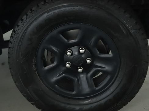 Used 2023 Jeep Wrangler Sport AWD/4WD image 10