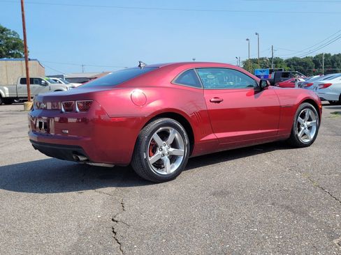 Used 2010 Chevrolet Camaro LT RWD image 7