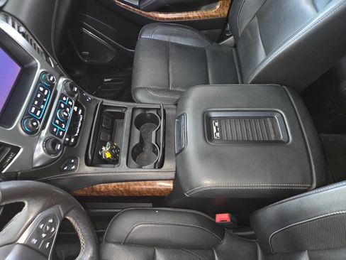 Used 2017 Chevrolet Tahoe Premier AWD/4WD image 17