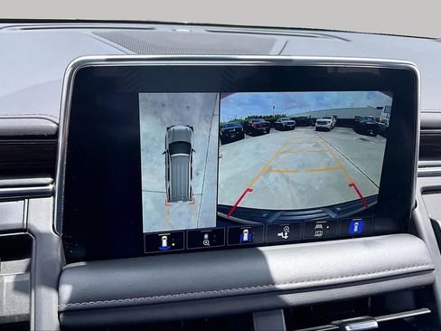 Certified 2022 Chevrolet Tahoe High Country AWD/4WD image 52