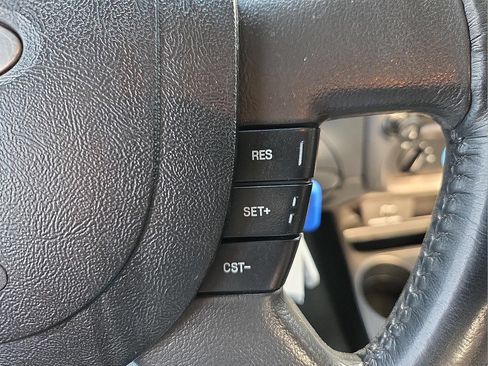 Used 2004 Ford Ranger XLT AWD/4WD image 17