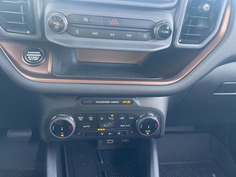 Used 2024 Ford Bronco Sport Outer Banks w/ Tech Package image 19