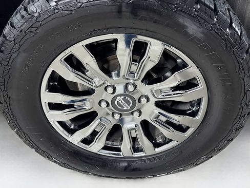 Used 2018 Nissan Titan Platinum Reserve w/ Platinum Utility Package AWD/4WD image 38
