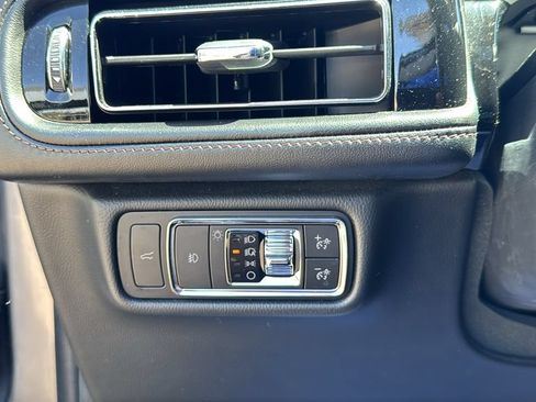 Used 2021 Lincoln Aviator Reserve w/ Equipment Group 201A RWD image 7