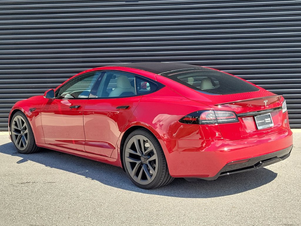 Used 2022 Tesla Model S Plaid AWD/4WD image 3