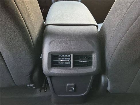 Used 2019 Chevrolet Equinox LS w/ LS Convenience Package FWD image 15