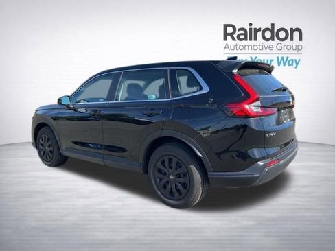 Used 2023 Honda CR-V LX image 5