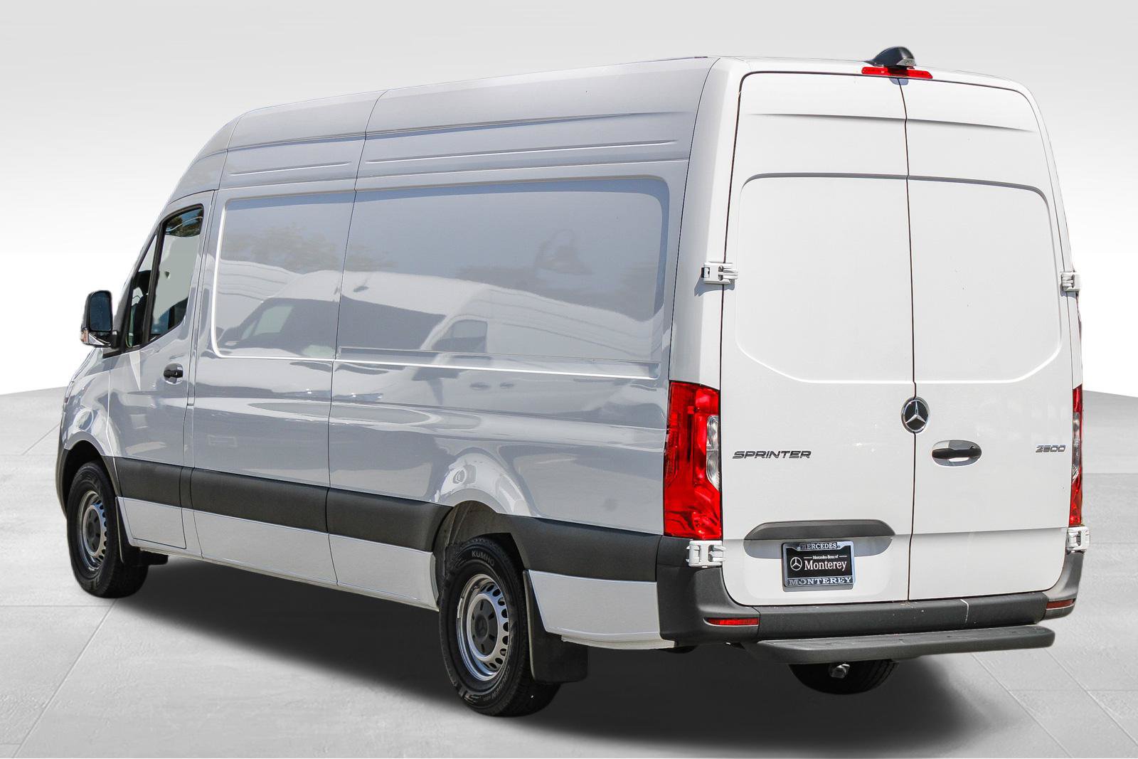 New 2024 Mercedes-Benz Sprinter 2500 image 6