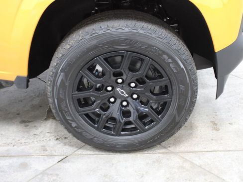 New 2025 Chevrolet Colorado W/T w/ WT Custom Package image 50