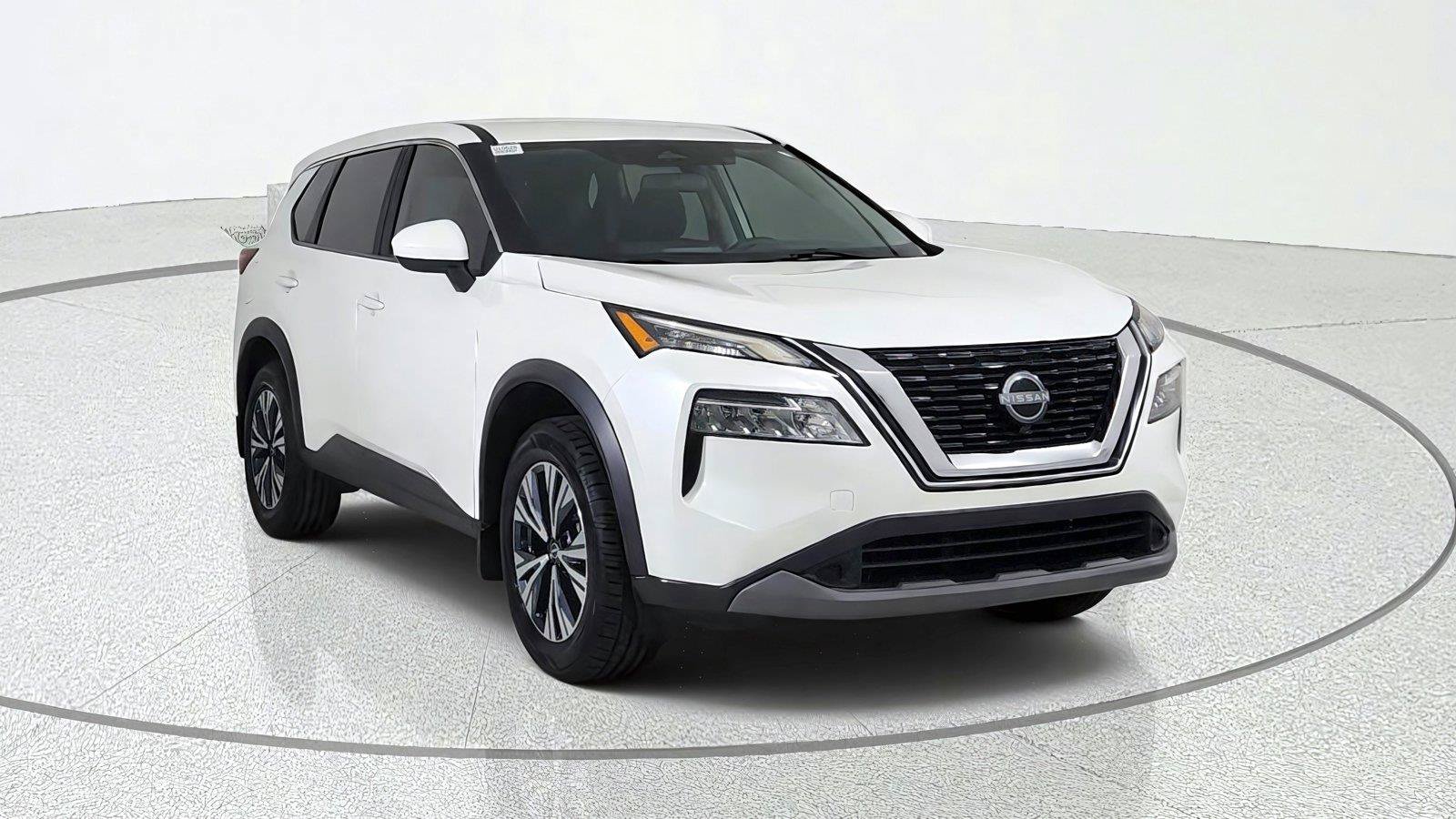 Certified 2023 Nissan Rogue SV FWD image 1