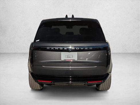 New 2025 Land Rover Range Rover SE image 8