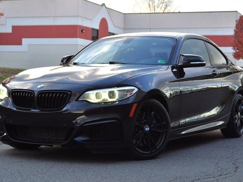 Used 2016 BMW M235i xDrive Coupe w/ Technology Package image 1