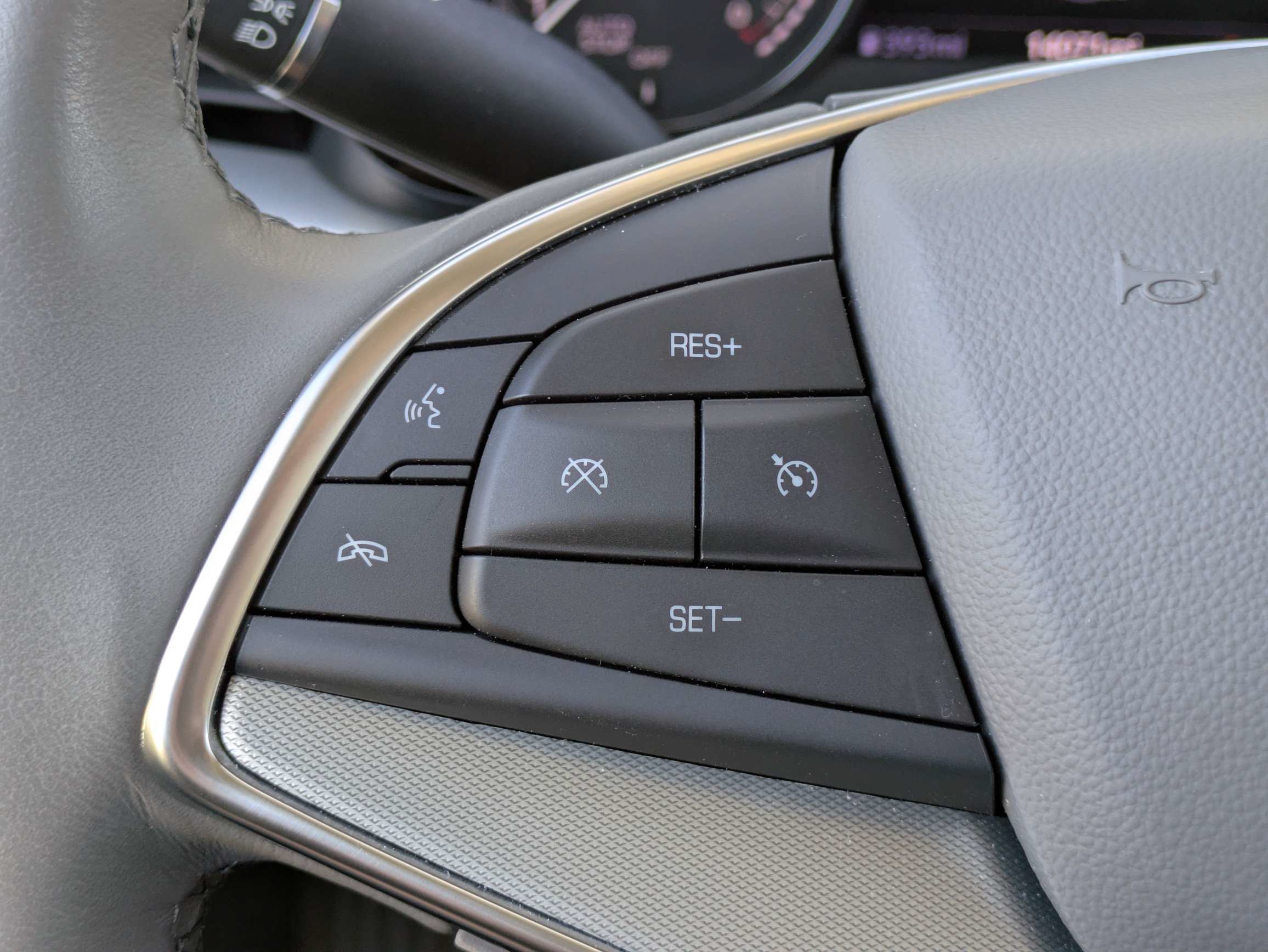 Certified 2024 Cadillac XT5 Premium Luxury w/ Technology Package FWD image 23