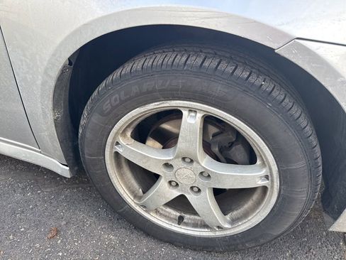 Used 2009 Pontiac G6 Sedan w/ Sport Package 2 image 15