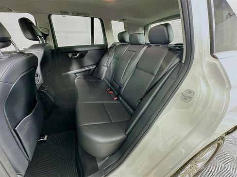 Used 2015 Mercedes-Benz GLK 350 2WD image 25