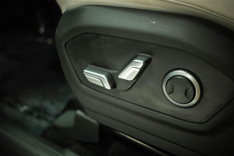 Used 2026 Hyundai Santa Fe SEL AWD/4WD image 18
