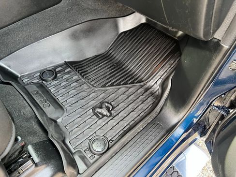 Used 2020 RAM 1500 Big Horn image 8