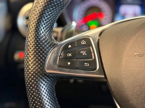 Used 2018 Mercedes-Benz GLC 63 AMG 4MATIC image 25
