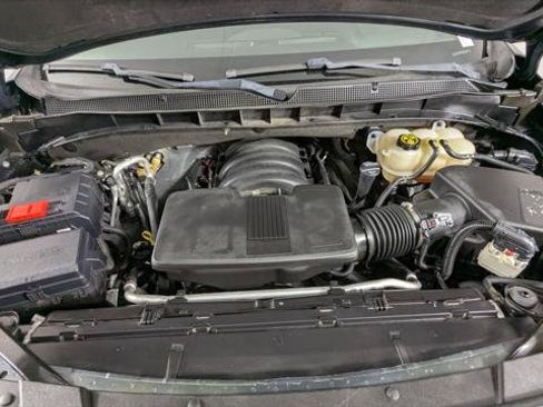 Used 2021 Chevrolet Suburban Premier w/ Premium Package RWD image 33