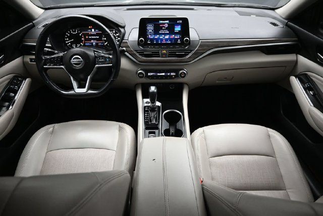 Used 2021 Nissan Altima 2.5 SL FWD image 11
