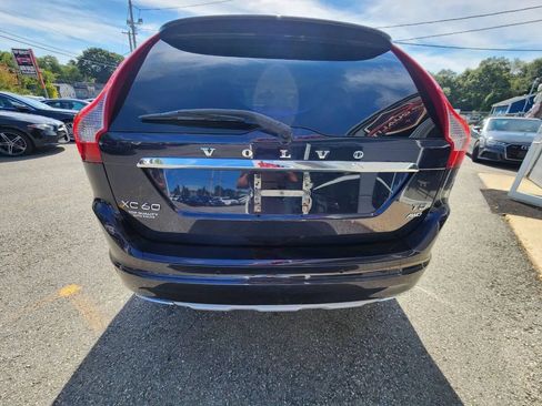 Used 2017 Volvo XC60 T5 Inscription w/ Preferred Option Package AWD/4WD image 6