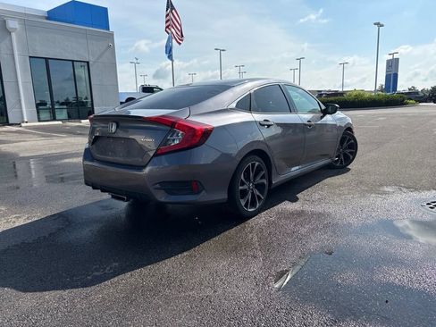 Used 2020 Honda Civic Sport image 9