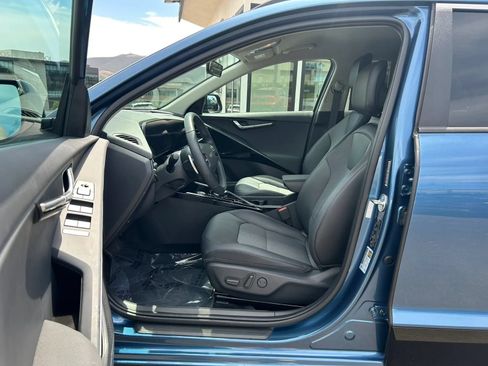 Used 2024 Kia Niro Wind FWD image 11