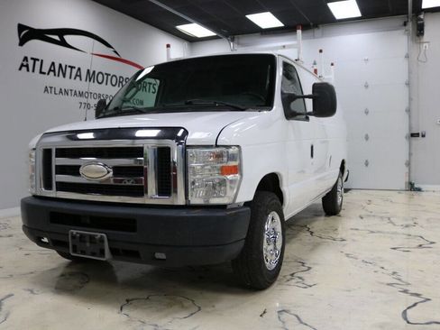 Used 2014 Ford E-150 and Econoline 150 w/ Power Group image 2
