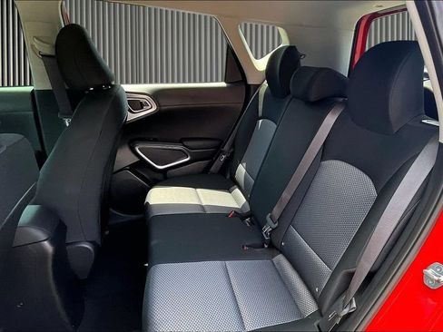 Used 2025 Kia Soul LX FWD image 25